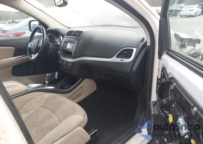 3C4PDCAB1GT245200: 43930015