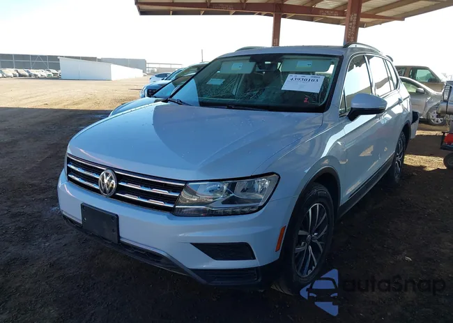 3VV3B7AXXKM067752: 43930103