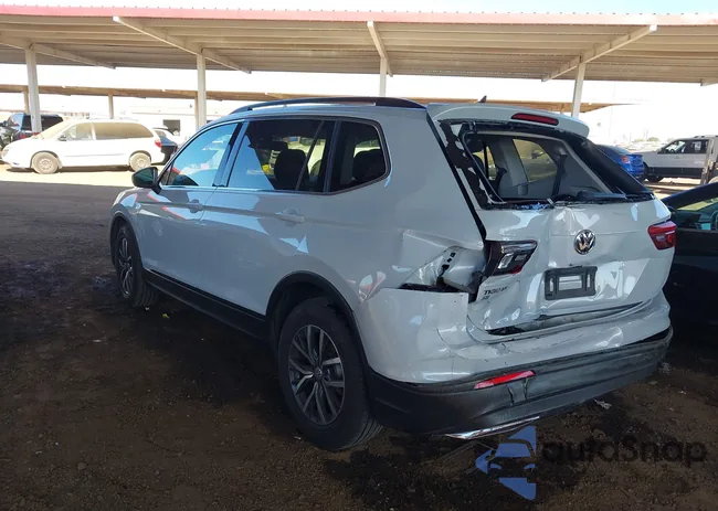 3VV3B7AXXKM067752: 43930103