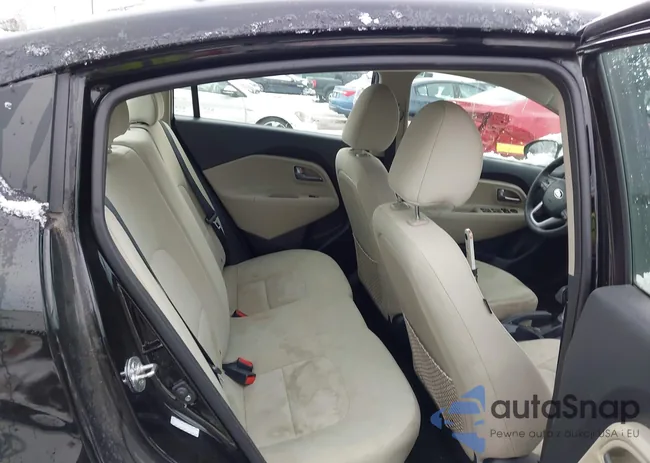 KNADM4A34D6215421: 43930162