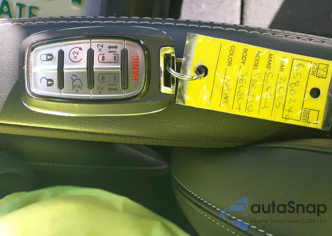 2C4RC1BG7SR580242: 43930220