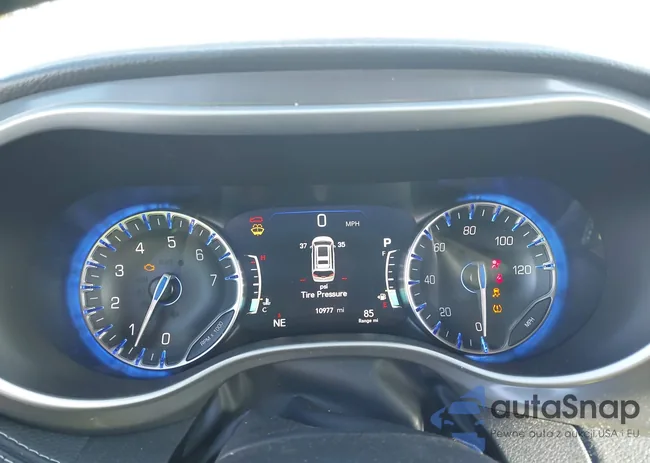 2C4RC1BG7SR580242: 43930220