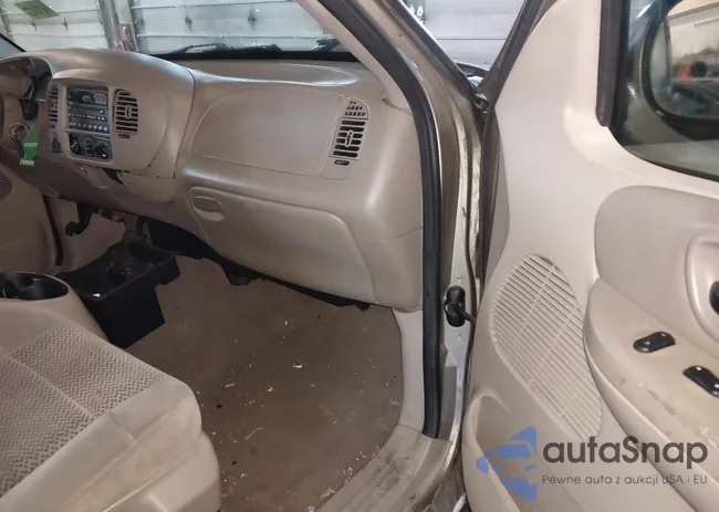 1FTRW08L81KF39914: 43930257