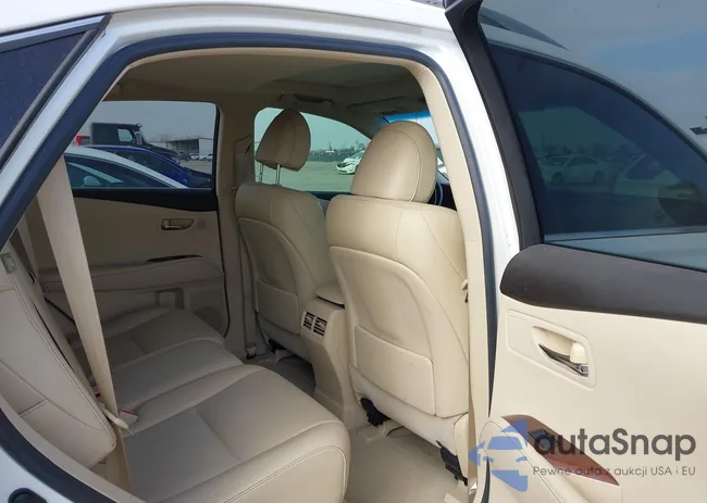 2T2ZK1BA9DC109741: 43930286