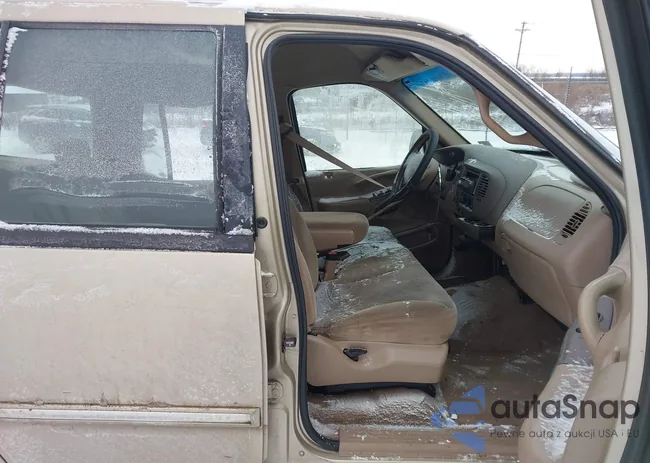 1FMRU1867XLB78339: 43930357