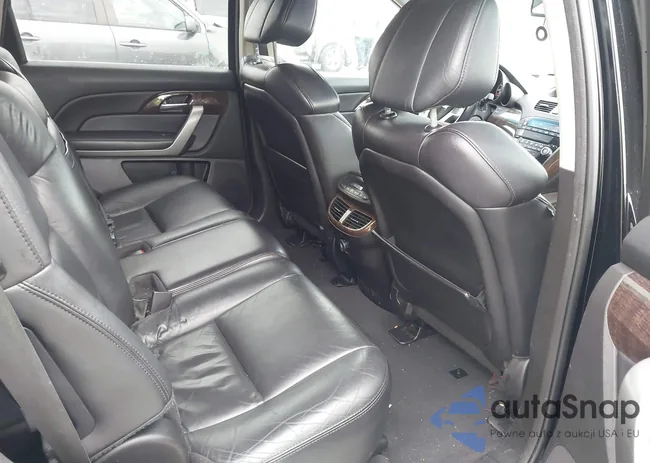 2HNYD2H20CH533226: 43929373