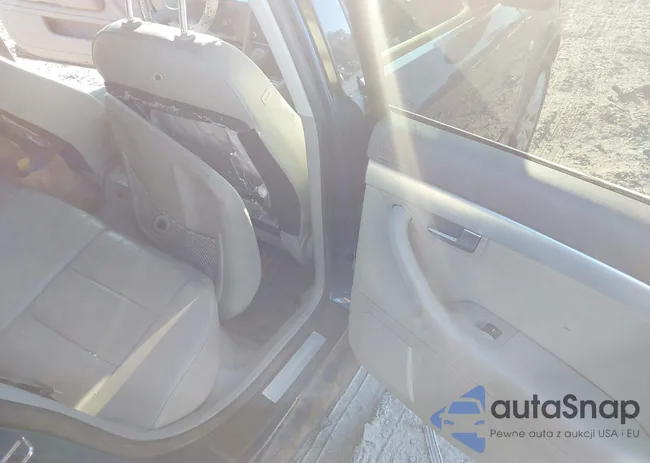 WAUDF78E68A155129: 43929414