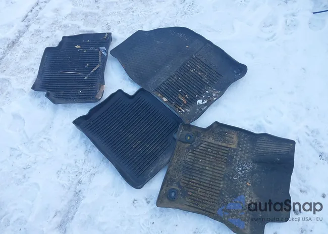 JTDBDMHE4RJ008677: 43929505