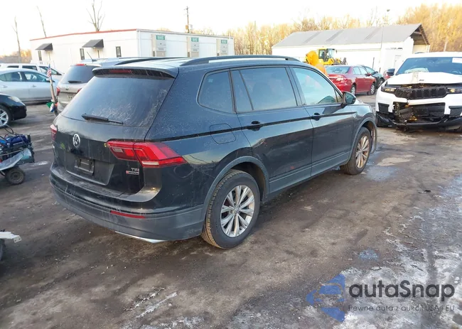 3VV0B7AX4JM058773: 43929560