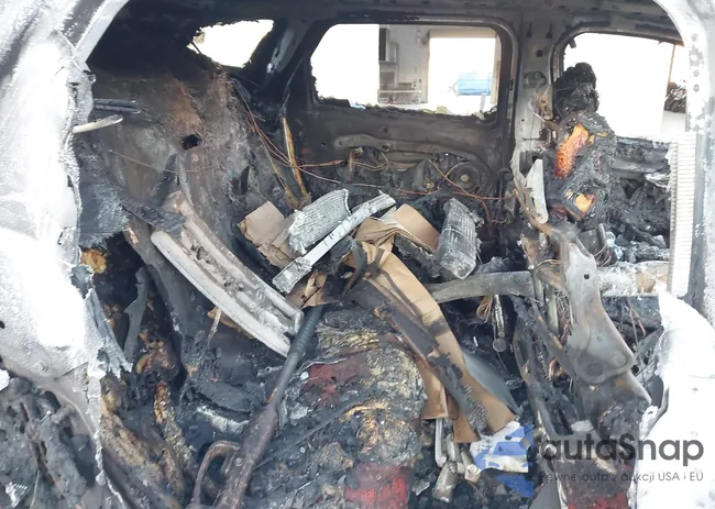 5YM23CS03P9R15906: 43929603