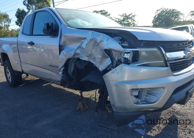 1GCHSAE30F1237287: 43929605