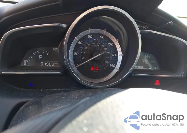 3MYDLBYV4HY158140: 43930869