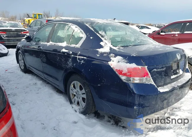 1HGCP2F41AA087967: 43930935