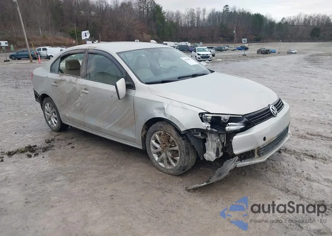 3VWDX7AJ5BM110830: 43930947