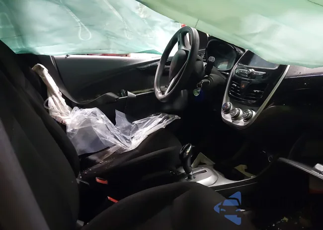 KL8CD6SA7HC825207: 43930952