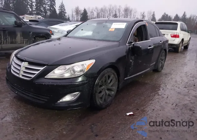 KMHGC4DF9CU156073: 43930994