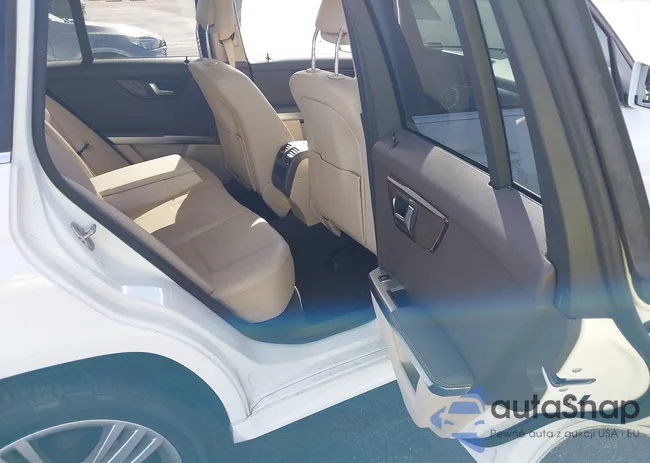 WDCGG5HB1EG321857: 43931120