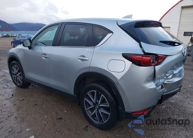 JM3KFBDM6J0330895: 43931156