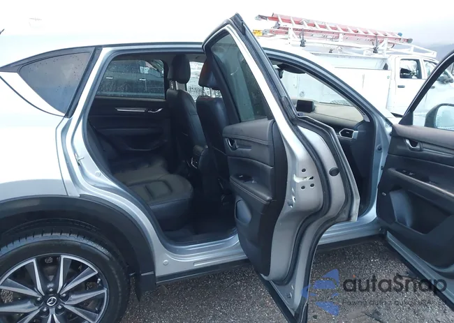 JM3KFBDM6J0330895: 43931156