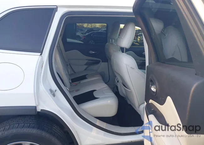 1C4PJLLB0LD561340: 43931237