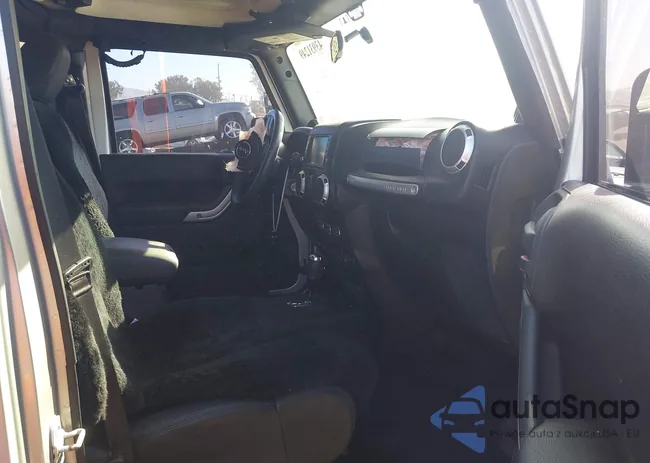 1C4HJWFG7CL259255: 43931249