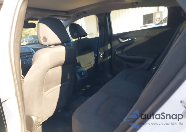 1G1ZD5ST6JF144935: 43931290