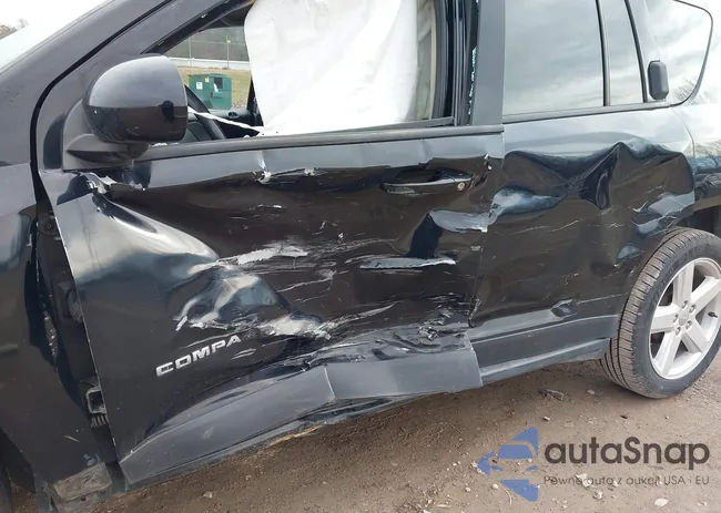 1C4NJCEA2ED892922: 43930399