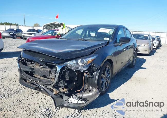 3MZBN1V31JM268537: 43930460