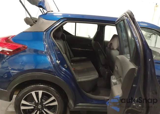 3N1CP5CV6LL489656: 43930639