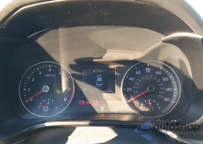 3KPF24AD7KE009110: 43930690