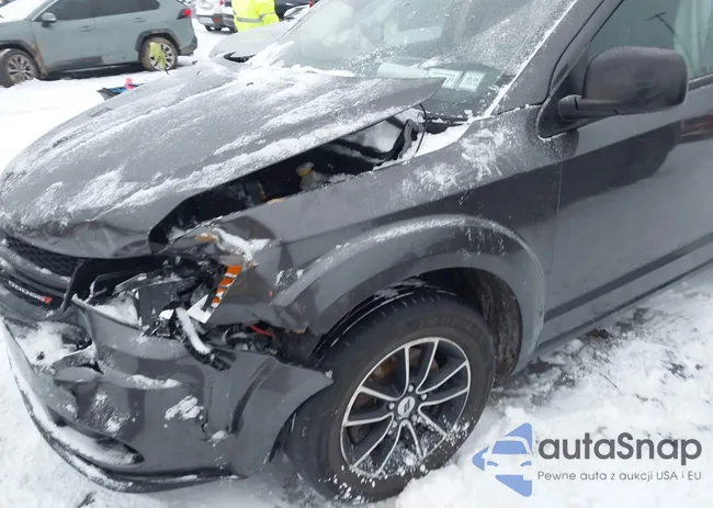 3C4PDCAB1JT152488: 43931774