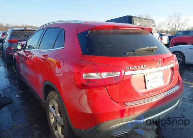 WDCTG4GB3LU024422: 43931781