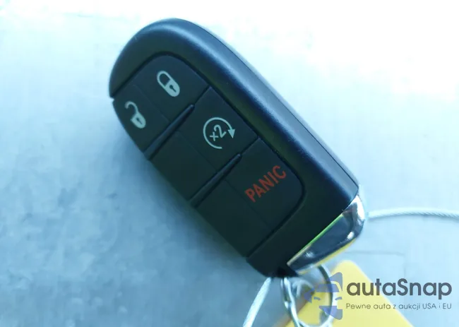 3C4NJDDB4JT404042: 43931820