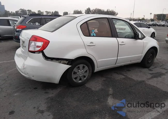 JS2YC412X85105067: 43931857