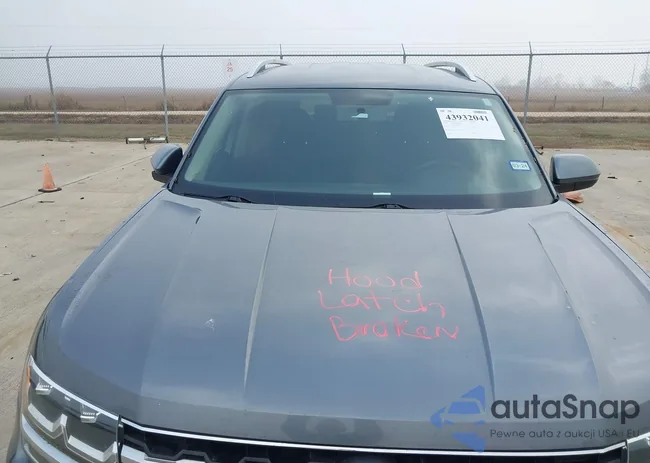 1V2AP2CA9JC559979: 43932041