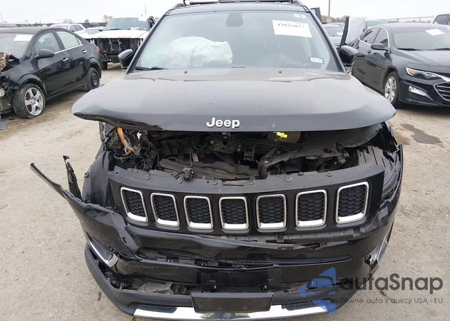 3C4NJDCB4JT231947: 43932044