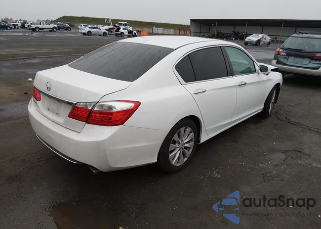 1HGCR2F88DA242273: 43932057