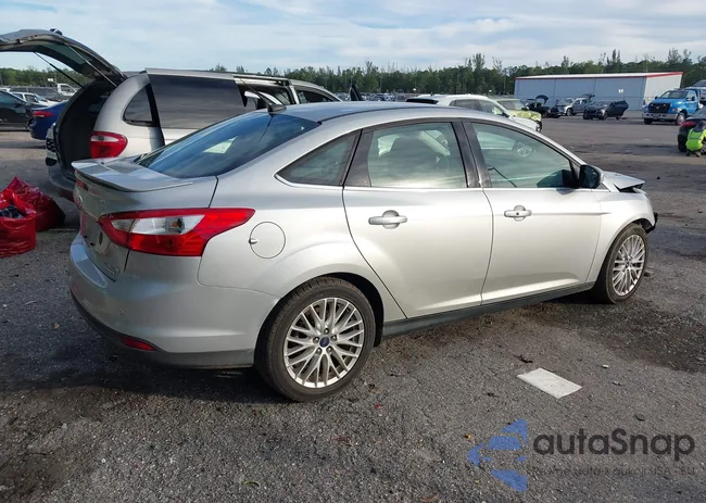 1FADP3J24DL369579: 43932092