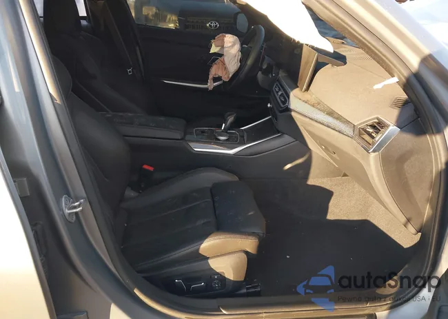 WBS43AY0XRFS91712: 43932111