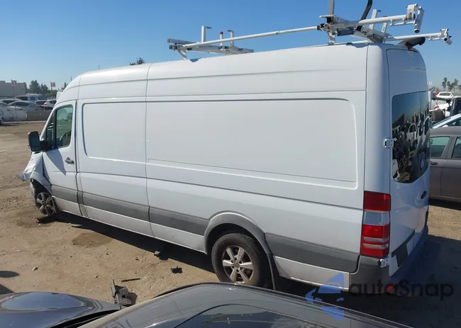 WD3PE8CD6HP558705: 43932161