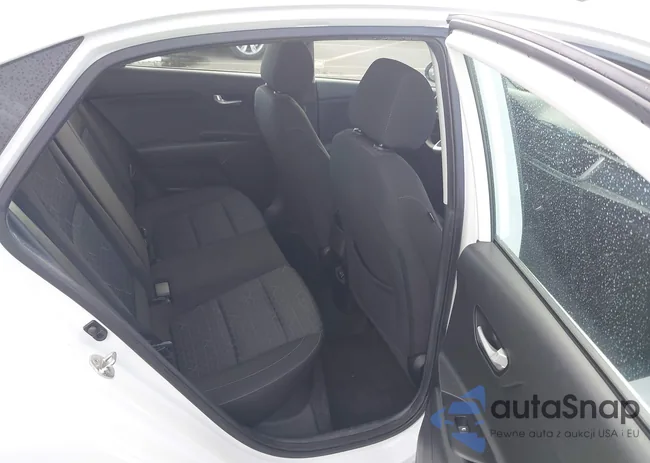 3KPA24AD4LE274661: 43932344