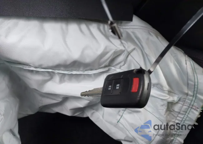 JA4AP3AU9JZ025179: 43931622