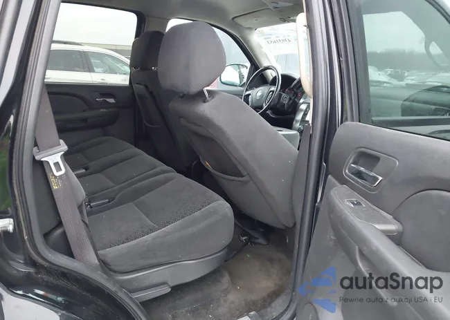 1GNFC13JX7R216012: 43931653