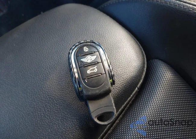 WMWXP7C57FT740837: 43931744