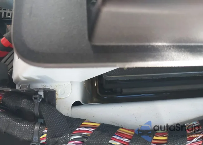 4JGFB4JB6LA210981: 43932813