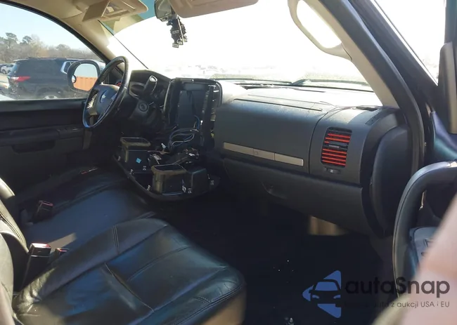 3GCPKSE31BG116393: 43932820