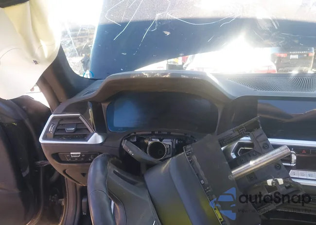 WBA13AW05NFM24588: 43932856