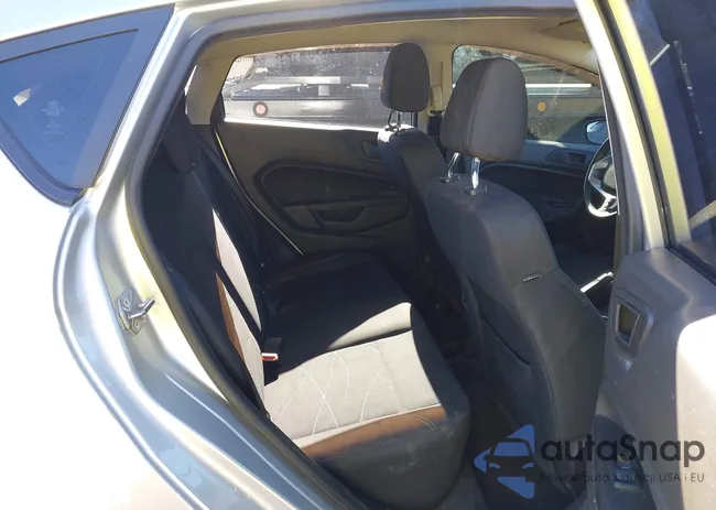 3FADP4EJ6KM119666: 43932905