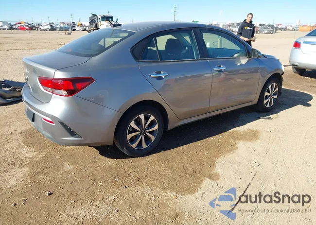 3KPA24AD4NE494465: 43932931