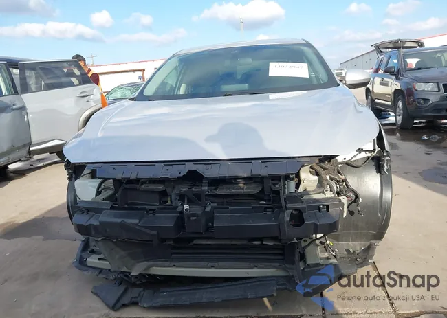 3N1AB8CV8MY292886: 43932947